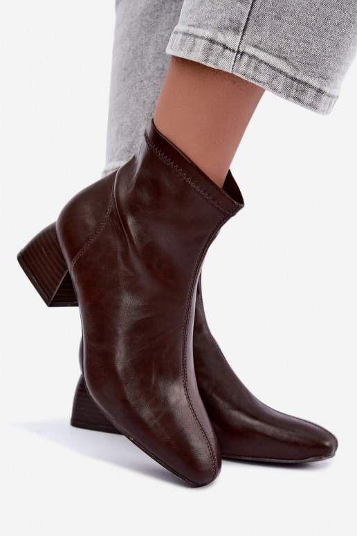 Estelle faux leather enkellaarsjes in chocoladekleur