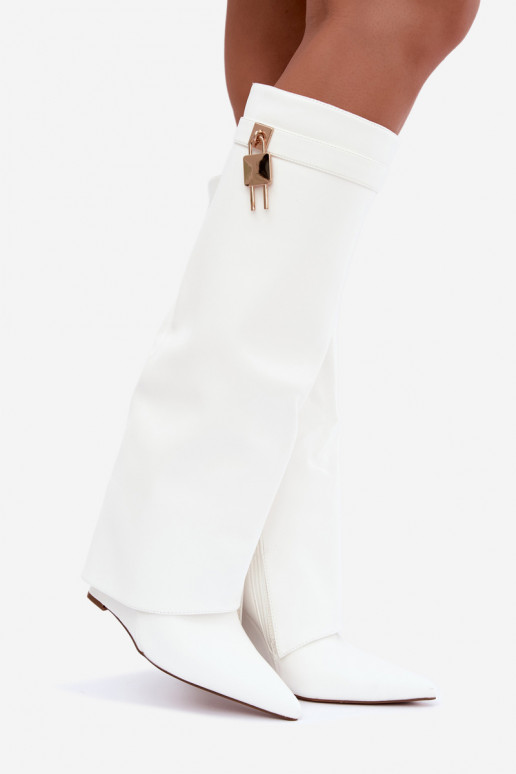 Mirettea kniehoge laarzen met platform en decoratieve banden in wit