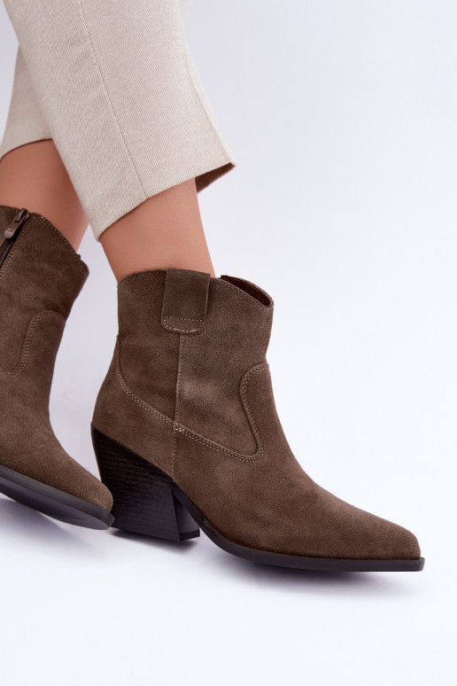 Khaki suède cowboy-stijl enkellaarsjes met hakken Tirabelle