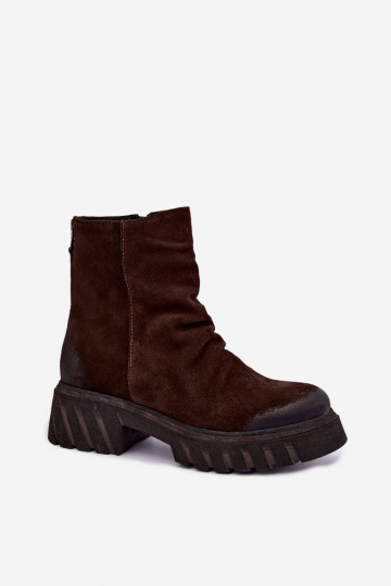 Bruine suède laarzen met rimpel in chocolade kleur Zazoo 60590