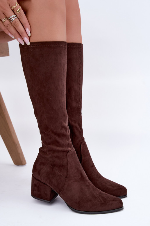 Dames kniehoge laarzen met lage hakken in chocolade faux suede Sergio Leone KZ212
