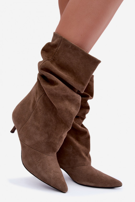 instapankleboots met hakken van faux suede in khaki kleur Cindrelle