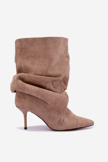 gekruiste warme instapankleboots met dunne hakken in zandkleur Greselle 2