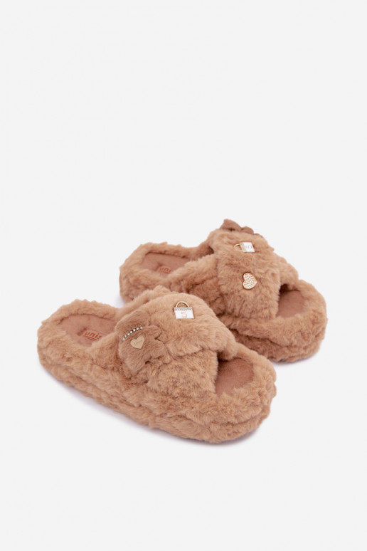 slippers met bont en mooie details in zand Jesselle