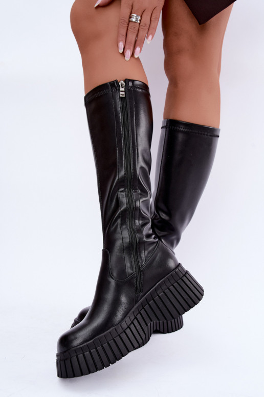 Zwarte knieboots met platform Haldora