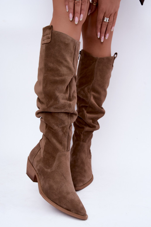 Warme gekreukte lange laarzen in cowboy-stijl van faux suede in bruin Zazoo 4313