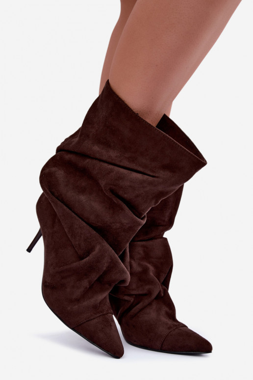 gekruiste warme instapankleboots met dunne hakken in chocolade kleur Greselle