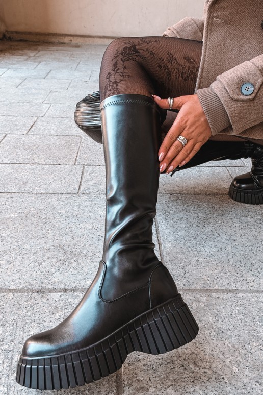 Zwarte knieboots met platform Haldora