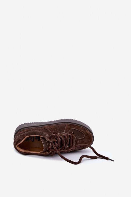 faux suede sneakers met platform Lee Cooper LCJ-26-01-4644 in chocolade
