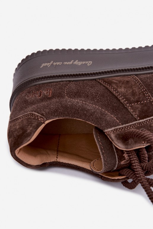 faux suede sneakers met platform Lee Cooper LCJ-26-01-4644 in chocolade