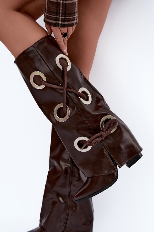 hoge laarzen met veterschaft en decoratieve veters in chocoladekleur Pamina