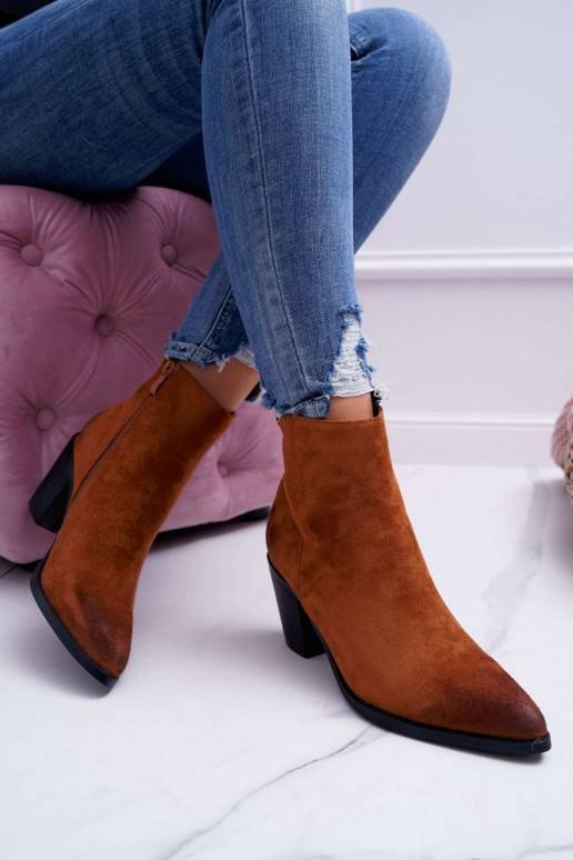 Laarzen met hakken gemaakt van bruin suède Niki BAT_RV9524 CAMEL Moow - 3 Laarzen met hakken gemaakt van bruin suède Niki BAT_RV9524 CAMEL Moow - 3