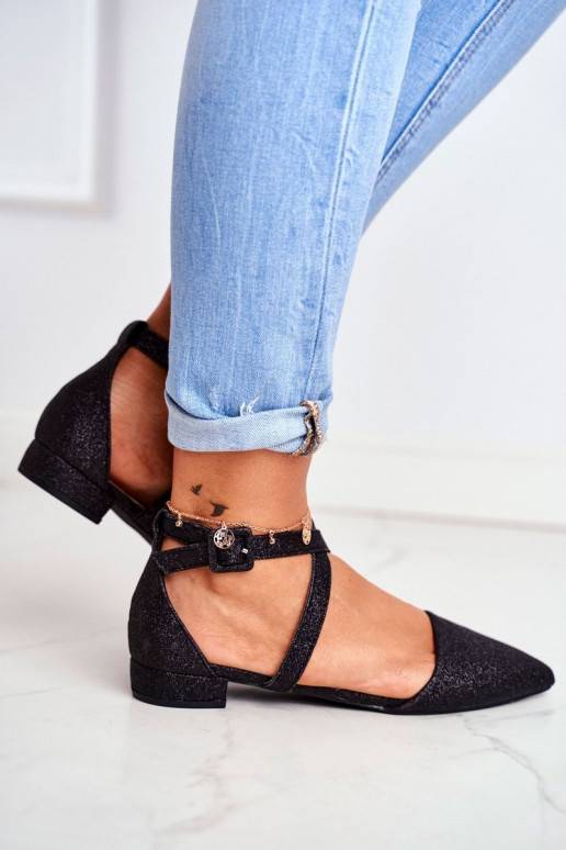 Glanzende ballerina's met spitse neuzen Glanzende ballerina's met spitse neuzen