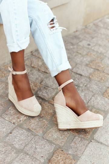 Plateausandalen beige