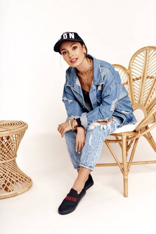 Zwarte sportschoenen Zwarte sportschoenen