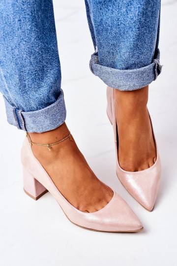 Roze satijnen schoenen 2
