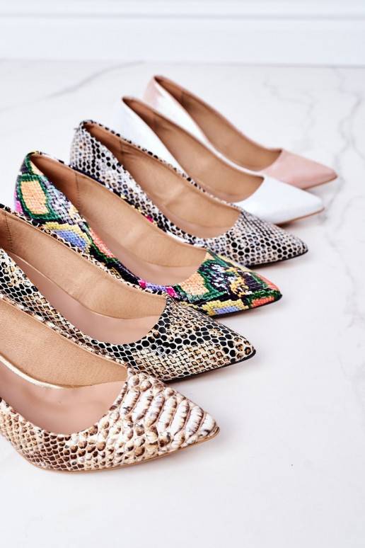 Roze satijnen schoenen