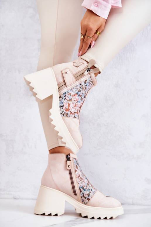 Beige laarzen Beige laarzen