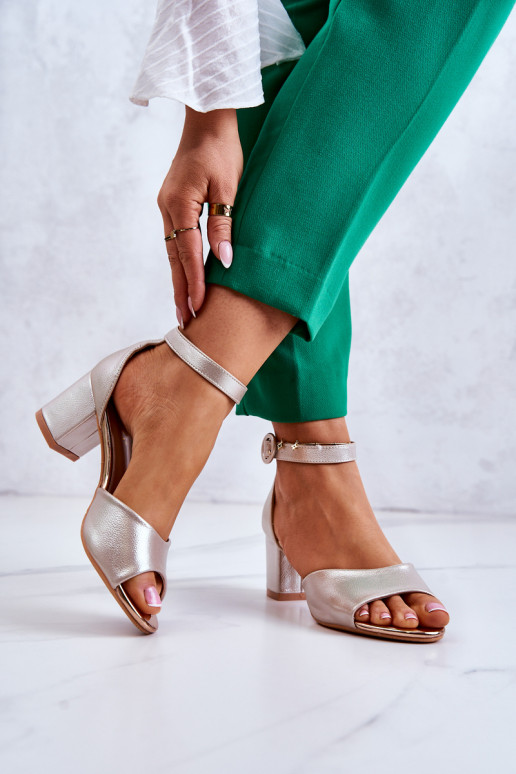 Damessandalen met hak Vinceza goudkleur