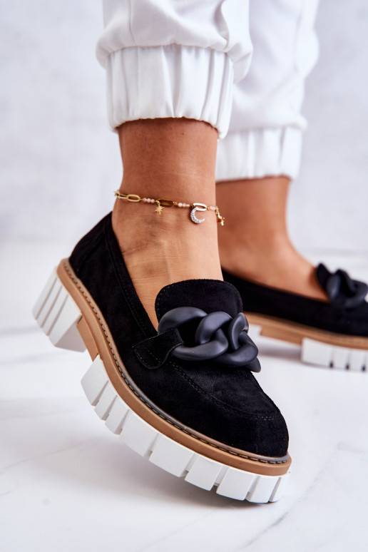 Schoenen gemaakt van suède met... Schoenen gemaakt van suède met...