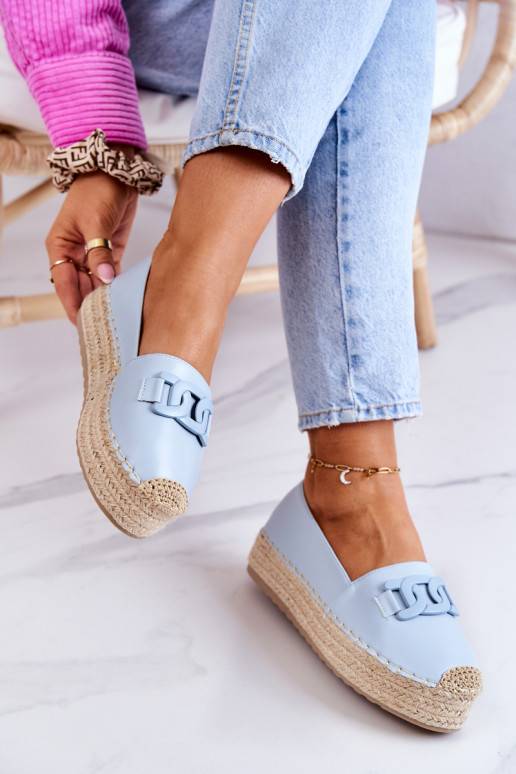 Klassieke espadrilles met plateau in... Klassieke espadrilles met plateau in...