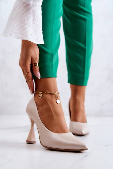 Modieuze schoenen Schoenen beige kleur 2