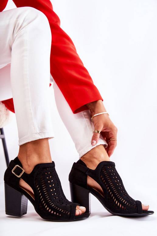 Dameslaarzen met Cut Out-motieven in... Dameslaarzen met Cut Out-motieven in...