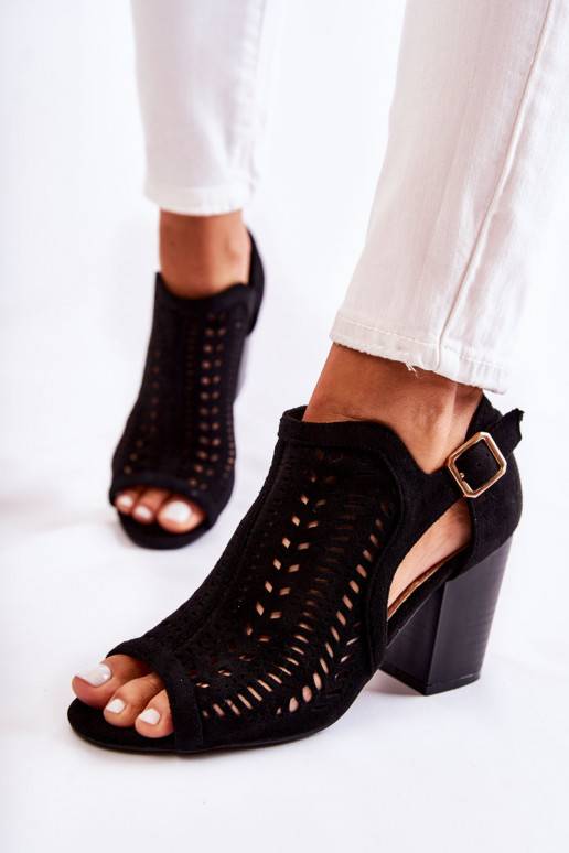 Dameslaarzen met Cut Out-motieven in... Dameslaarzen met Cut Out-motieven in...