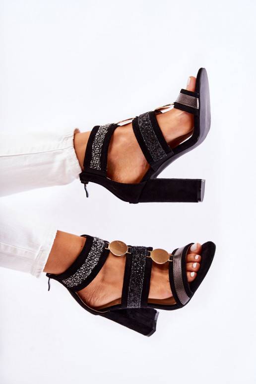 Damessandalen met hakken in de kleur... Damessandalen met hakken in de kleur...