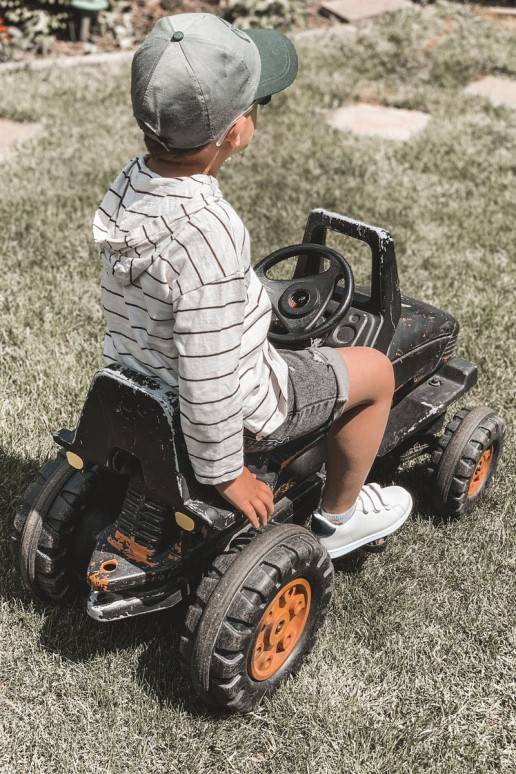 Kindersneakers met zelfklevende... Kindersneakers met zelfklevende...