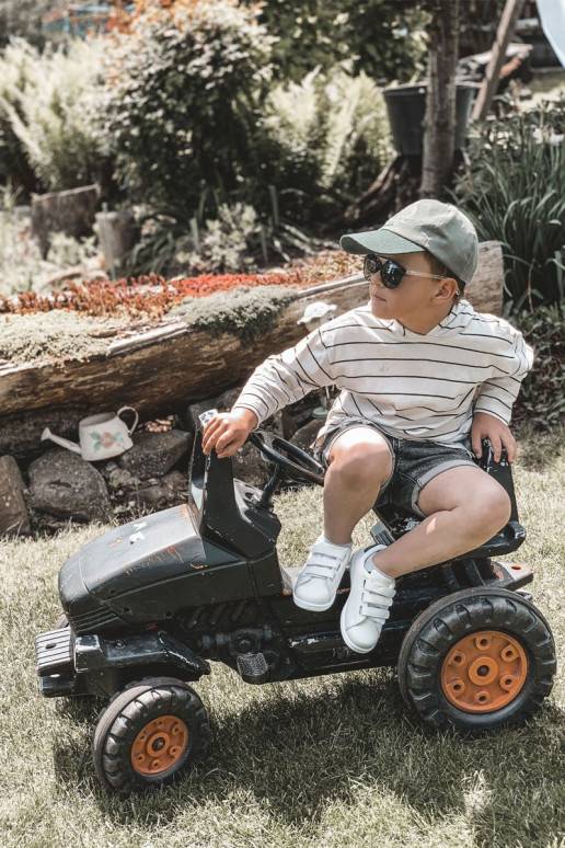 Kindersneakers met zelfklevende... Kindersneakers met zelfklevende...