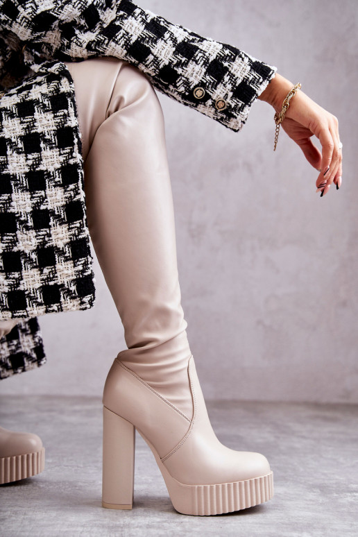 Beige lange laarzen met plateau Beige lange laarzen met plateau