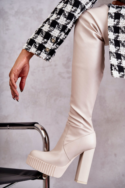 Beige lange laarzen met plateau Beige lange laarzen met plateau