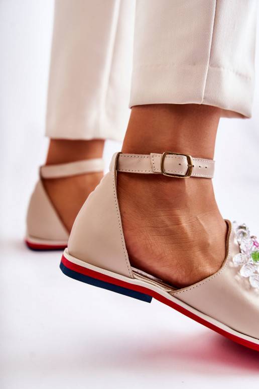 Sandaal met ornamenten Nevassa Sandaal met ornamenten Nevassa