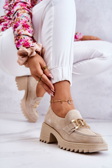 Ivoorkleurige suède...