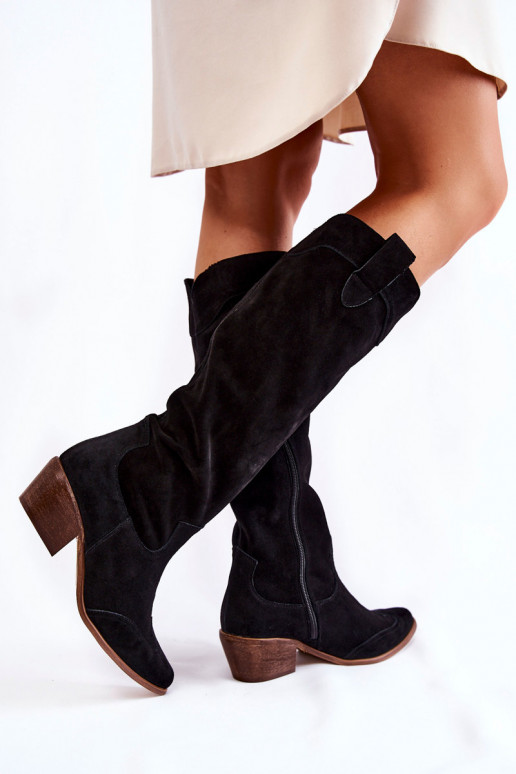 Zwarte lange laarzen met hakken Zwarte lange laarzen met hakken