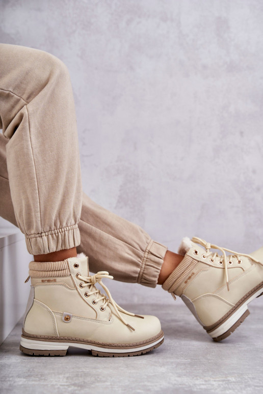 Warme laarzen beige kleur Liv Warme laarzen beige kleur Liv
