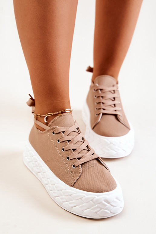 Sneakers met een platform beige kleur... Sneakers met een platform beige kleur...