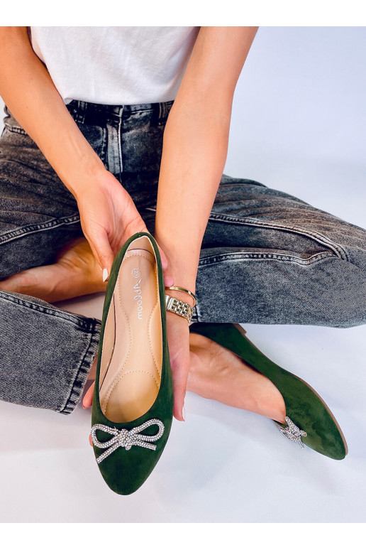 Ballerina's met amandelvormige...