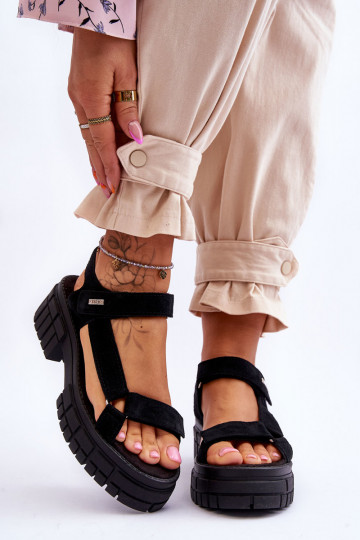 Comfortabele suède sandalen...