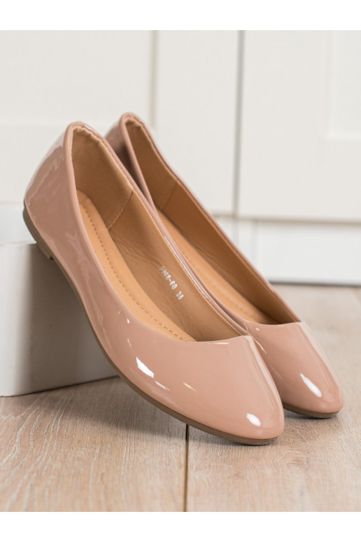 Ballerina's met patenteffect in beige... Ballerina's met patenteffect in beige...