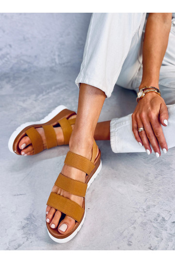 Sandalen bruine kleur...