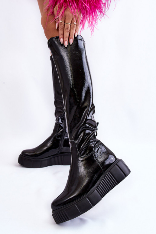 Lange schoenen met platform in de... Lange schoenen met platform in de...