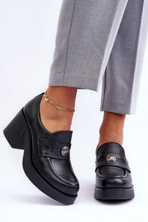 Schoenen met hakken in de kleur zwart... Schoenen met hakken in de kleur zwart...