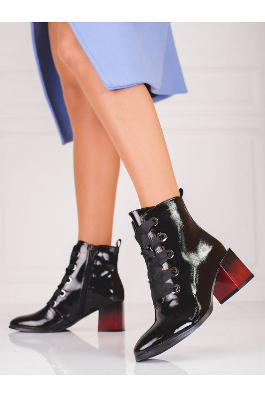 dames veterschoenen met lakeffect... dames veterschoenen met lakeffect...