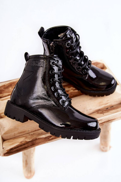 Verwarmde kinderlaarzen met lakeffect... Verwarmde kinderlaarzen met lakeffect...