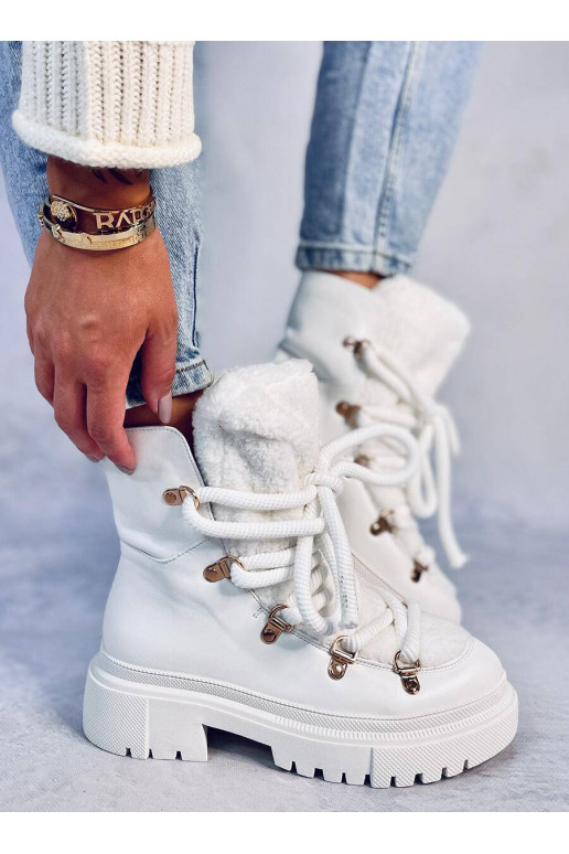 snowboots met schapenvacht SHEA WHITE