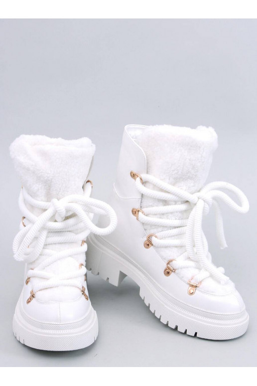 snowboots met schapenvacht SHEA WHITE