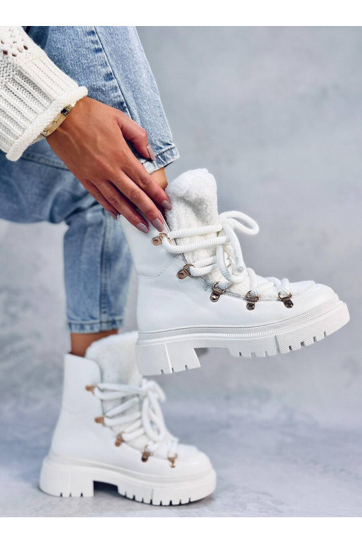 snowboots met schapenvacht SHEA WHITE