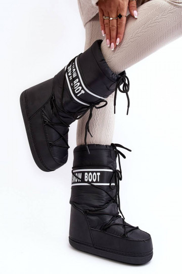 Snowboots in de kleur zwart...